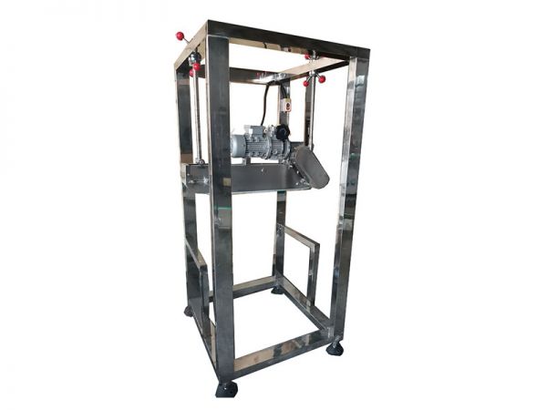 YG-18型直线式塑防盖压盖机